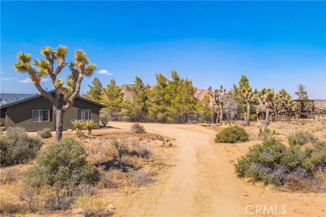 Detail Gallery Image 32 of 45 For 52430 Geronimo Trl, Pioneertown,  CA 92268 - 2 Beds | 1 Baths