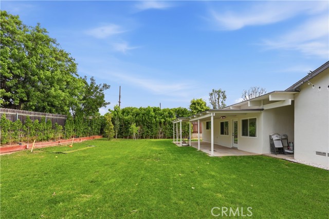 Detail Gallery Image 26 of 29 For 12811 Chaplet, North Tustin,  CA 92705 - 3 Beds | 2 Baths