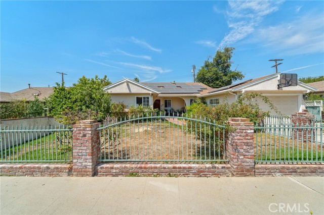6913 Rubio Avenue, Lake Balboa CA: https://media.crmls.org/medias/4dd05caa-c549-4f69-98a3-5081d1a23152.jpg