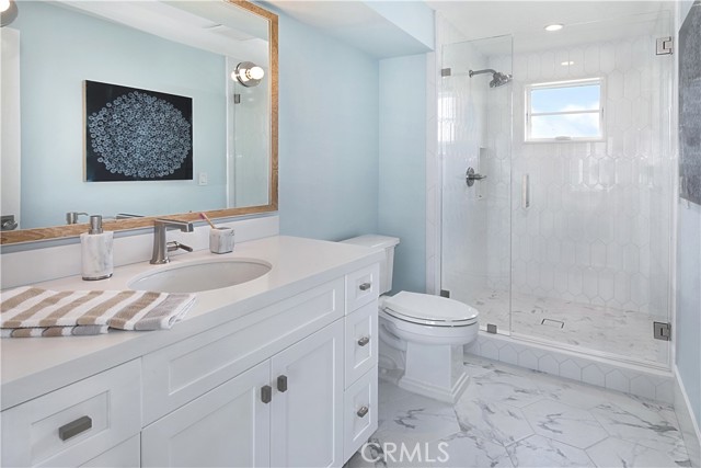 Detail Gallery Image 26 of 35 For 411 39th St, Newport Beach,  CA 92663 - 3 Beds | 3 Baths