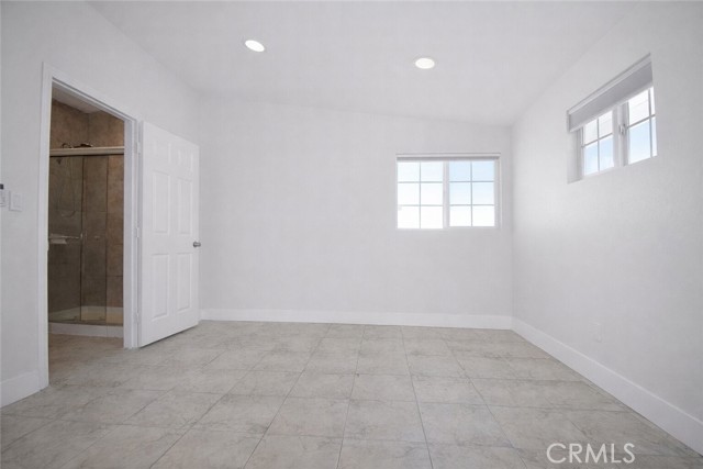 Image 23 of 44 For 13701 Lanning