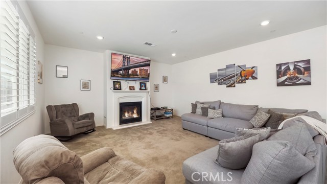 Detail Gallery Image 7 of 19 For 29812 Olympic, Menifee,  CA 92585 - 4 Beds | 3 Baths