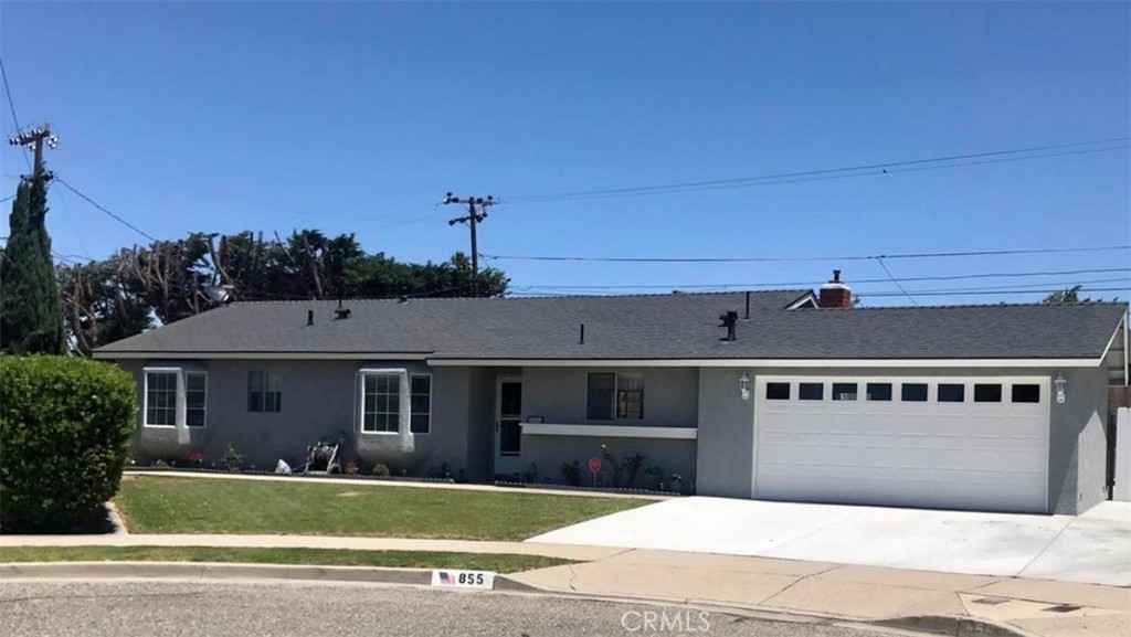 855 Crescent