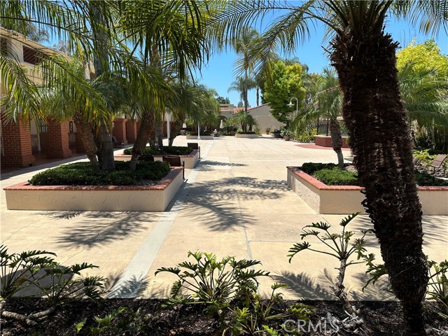 Detail Gallery Image 56 of 59 For 398 Avenida Castilla #B,  Laguna Woods,  CA 92637 - 2 Beds | 2 Baths