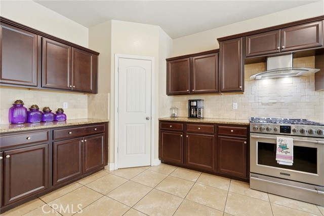 Detail Gallery Image 22 of 57 For 3725 W Clinton, Visalia,  CA 93291 - 4 Beds | 2/1 Baths