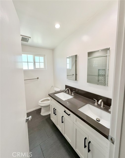 11714 Sproule Avenue, Pacoima CA: https://media.crmls.org/medias/4dd2acf7-80b8-449d-bc51-0e20d9cfe9c6.jpg