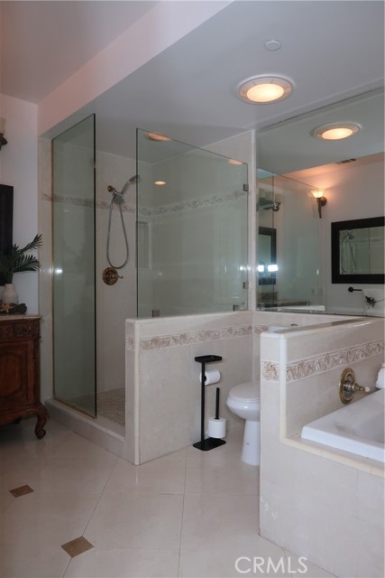 Detail Gallery Image 29 of 51 For 16802 Kamalii, Huntington Beach,  CA 92649 - 6 Beds | 5/1 Baths