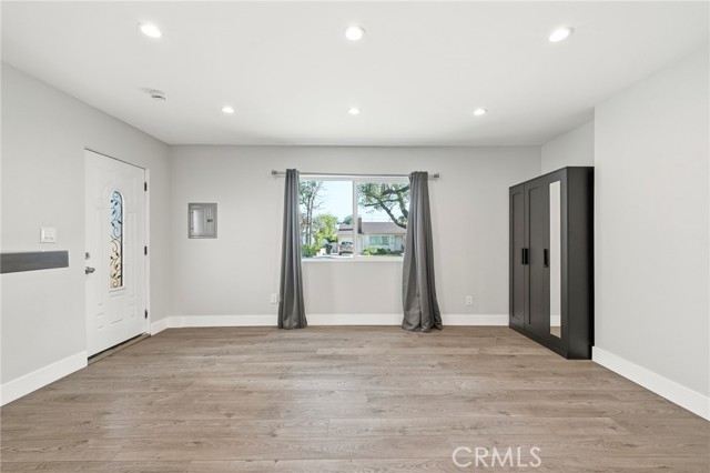 Detail Gallery Image 30 of 50 For 621 Roselli St, Burbank,  CA 91501 - 3 Beds | 3 Baths