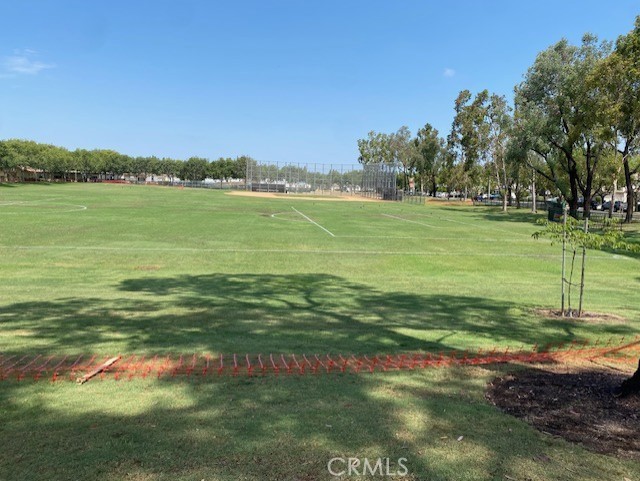 49 Eaglecreek, Irvine CA: https://media.crmls.org/medias/4dd3bdbb-b491-450a-a175-778ce72dd0a6.jpg