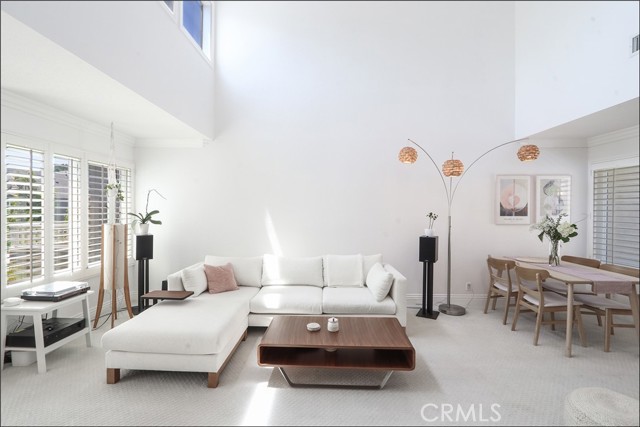 12 Stoneglen, Aliso Viejo CA: https://media.crmls.org/medias/4dd3bf52-c52a-4821-954d-590e4c95dc1c.jpg