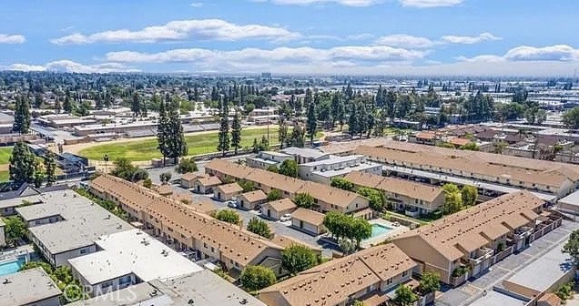 Detail Gallery Image 2 of 19 For 10125 De Soto Ave #40,  Chatsworth,  CA 91311 - 3 Beds | 1/1 Baths