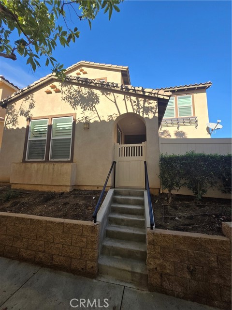 Detail Gallery Image 2 of 30 For 11014 via Del Corso, Riverside,  CA 92505 - 4 Beds | 3 Baths