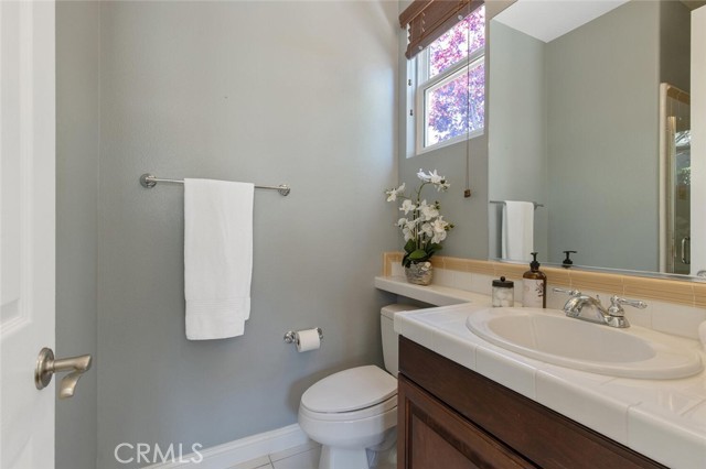 Detail Gallery Image 35 of 69 For 26406 Valley Oak Ln, Valencia,  CA 91381 - 5 Beds | 5/1 Baths