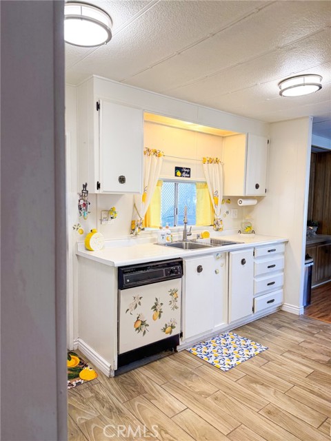 Detail Gallery Image 6 of 24 For 2200 W Wilson St Space 78,  Banning,  CA 92220 - 2 Beds | 2 Baths