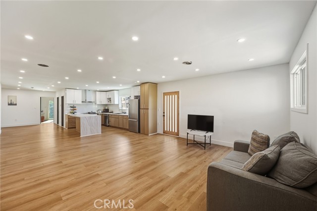 Detail Gallery Image 3 of 27 For 7830 Casa Blanca, Riverside,  CA 92504 - 5 Beds | 3 Baths