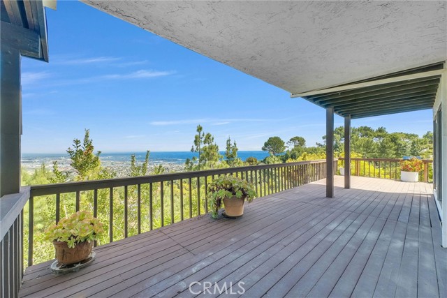 30062 Grandpoint Lane, Rancho Palos Verdes CA: https://media.crmls.org/medias/4dd51b5d-6c2b-48cb-a838-3374bc9787cb.jpg