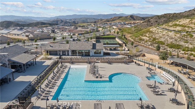 Detail Gallery Image 48 of 51 For 24513 via Sendero, Valencia,  CA 91354 - 3 Beds | 3/1 Baths