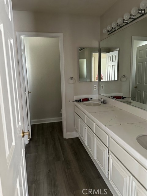 Detail Gallery Image 6 of 8 For 32149 Callesito Fadrique, Temecula,  CA 92592 - 4 Beds | 2/1 Baths