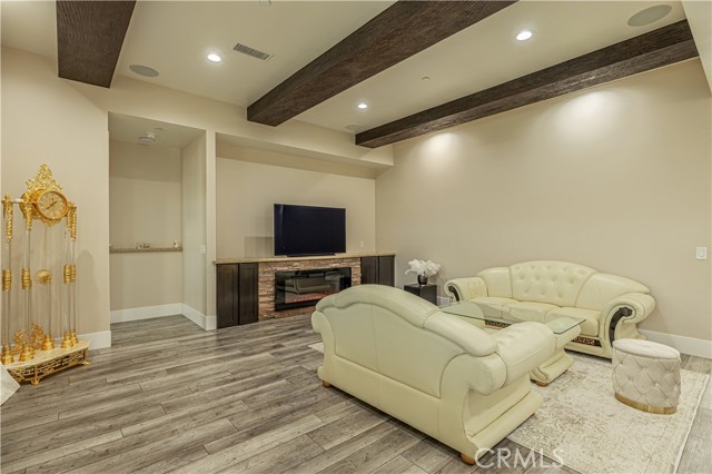 Image 9 of 49 For 4664 Quartz Hill Road