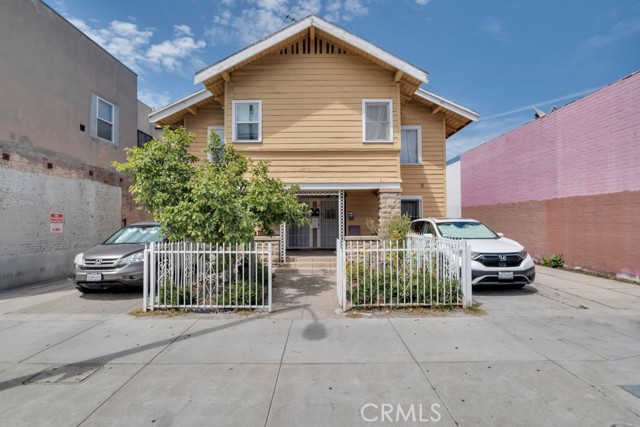 2115 Venice BLVD