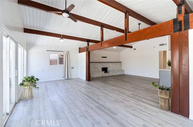 17300 Grand Avenue, Lake Elsinore CA: https://media.crmls.org/medias/4dd6b069-943a-4481-b58c-1ee703699fdf.jpg