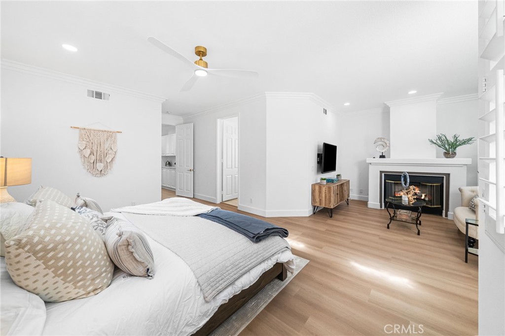 MLS #OC26031833 image #36