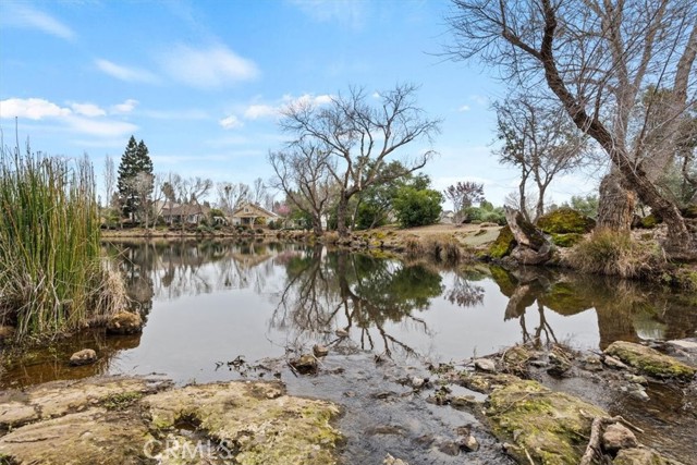 2924 Pennyroyal Dr, Chico CA: https://media.crmls.org/medias/4dd72619-3e57-45aa-bae6-9a86b69b80d1.jpg