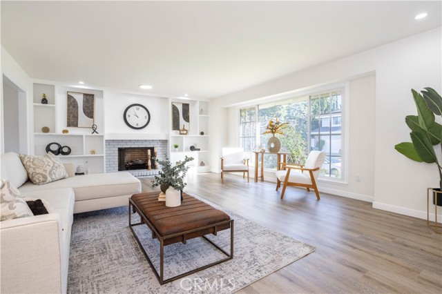 Detail Gallery Image 5 of 43 For 11357 Yolanda Ave, Porter Ranch,  CA 91326 - 5 Beds | 3 Baths