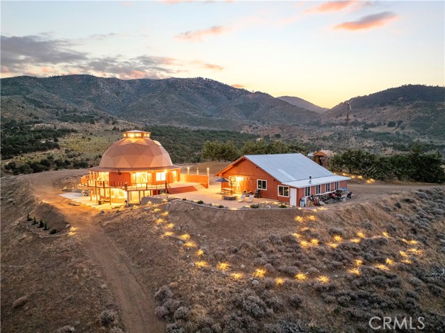 Detail Gallery Image 1 of 74 For 17100 Snowshoe Ln, Tehachapi,  CA 93561 - 4 Beds | 2/1 Baths