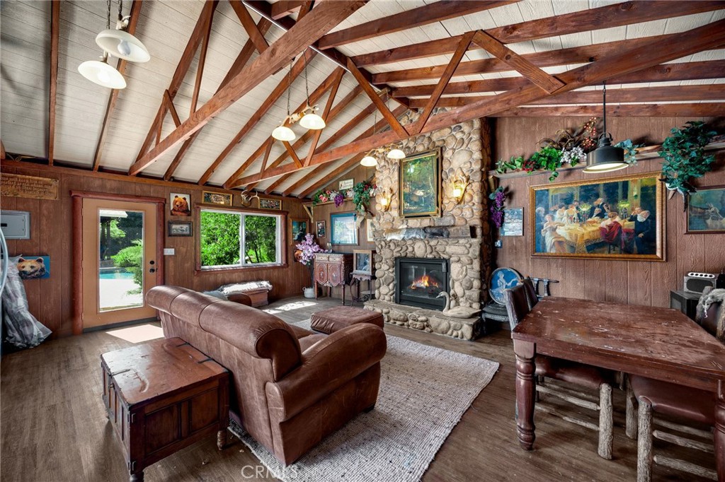 4dd7f8b4 7360 4a84 Bd1d 135baeacbaa6