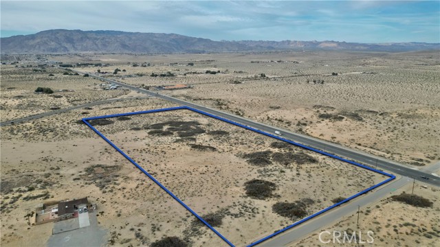 Detail Gallery Image 9 of 20 For 204 Adobe Rd, Twentynine Palms,  CA 92277 - – Beds | – Baths