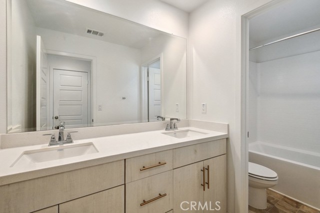 Detail Gallery Image 13 of 30 For 5732 California Cir, Banning,  CA 92220 - 4 Beds | 3 Baths