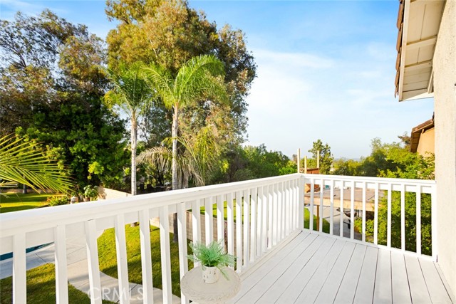 2424 Norte Vista Drive, Chino Hills CA: https://media.crmls.org/medias/4dd93b13-34f2-4be9-9ec5-2c895c809c72.jpg
