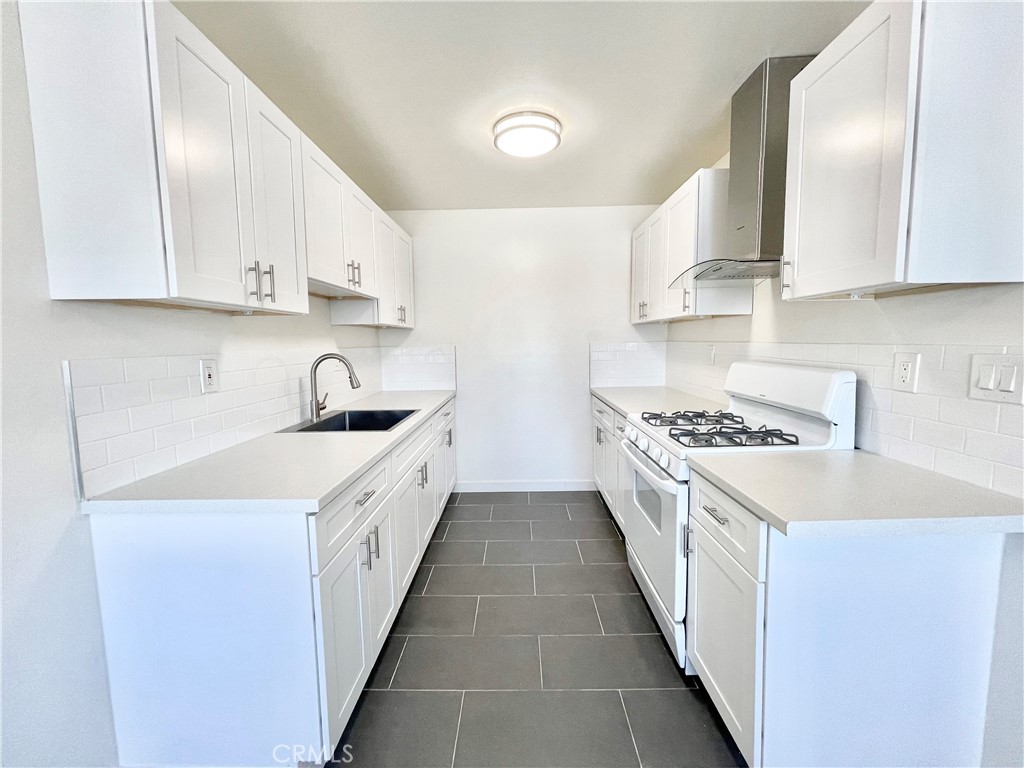 4dd9a984 4682 4eb6 9bb1 4bb479cdd43e