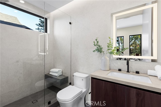 Detail Gallery Image 23 of 49 For 4018 Coldwater Canyon Ave, Studio City,  CA 91604 - 6 Beds | 6/1 Baths