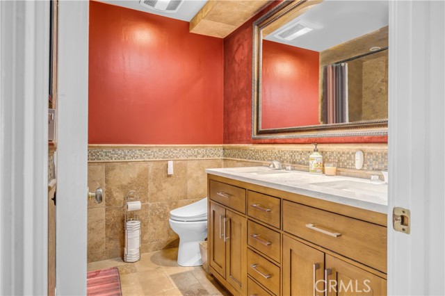 Detail Gallery Image 31 of 61 For 22482 Lake Forest Ln, Lake Forest,  CA 92630 - 4 Beds | 3 Baths