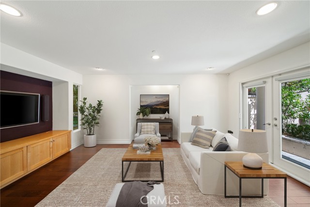 23776 Via Ortega, Trabuco Canyon CA: https://media.crmls.org/medias/4ddba7a4-291d-4cee-8b70-20496e72b276.jpg