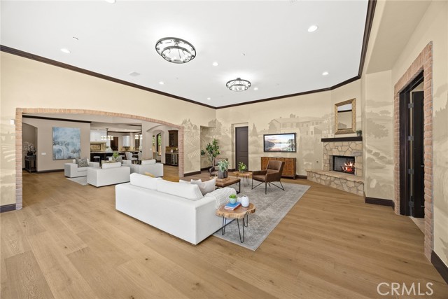 Detail Gallery Image 21 of 40 For 330 W Le Roy Ave, Arcadia,  CA 91007 - 10 Beds | 9 Baths