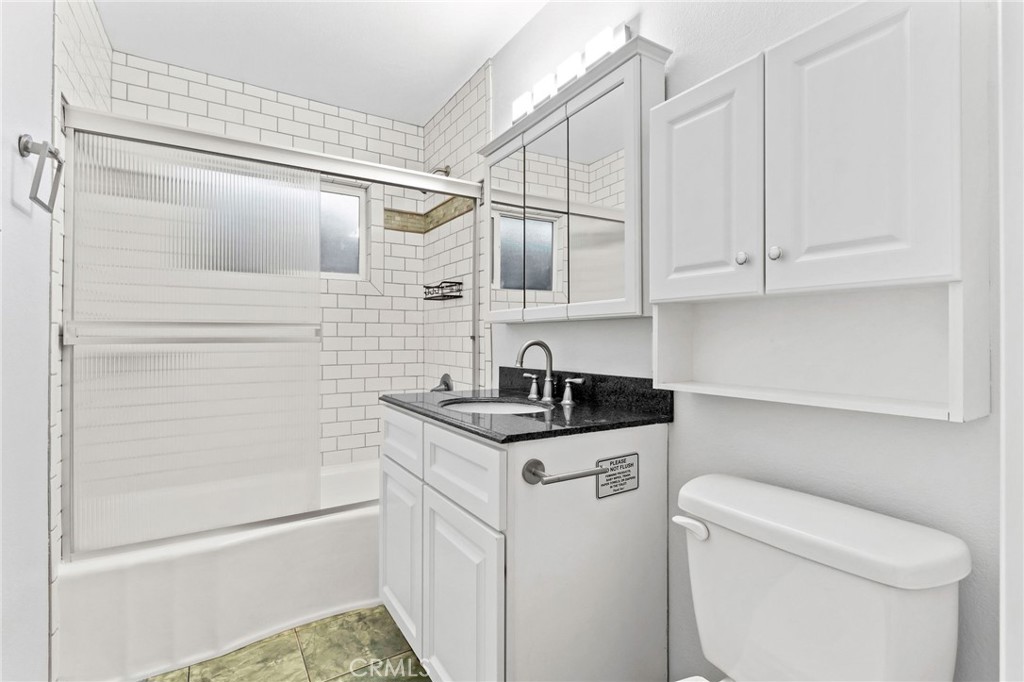 MLS #OC25271228 image #15