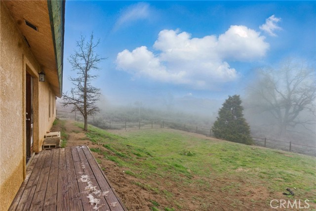 24980 Sunset Way, Tehachapi CA: https://media.crmls.org/medias/4ddc8520-1977-43d8-989b-df9002d492ee.jpg