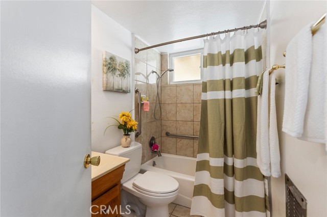 Detail Gallery Image 20 of 34 For 8120 E Woodson Street, Long Beach,  CA 90808 - 3 Beds | 1/1 Baths