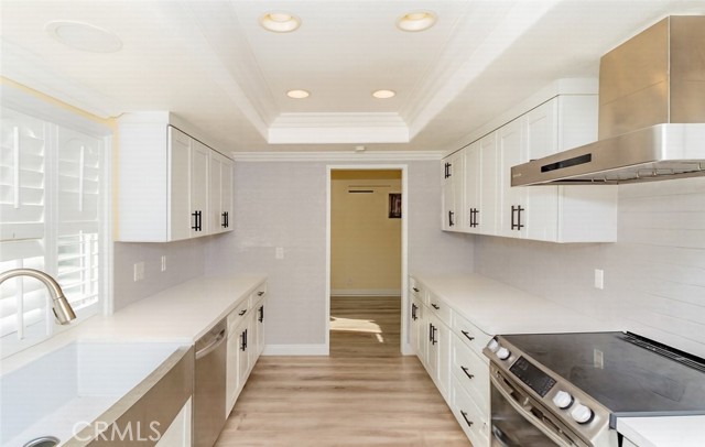 Detail Gallery Image 7 of 25 For 2860 E Hempstead, Anaheim,  CA 92806 - 4 Beds | 2/1 Baths