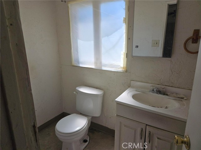 Detail Gallery Image 8 of 12 For 619 Gilman, Banning,  CA 92220 - 3 Beds | 2 Baths