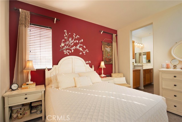 Detail Gallery Image 19 of 33 For 28254 Canterbury Ct, Valencia,  CA 91354 - 2 Beds | 2/1 Baths