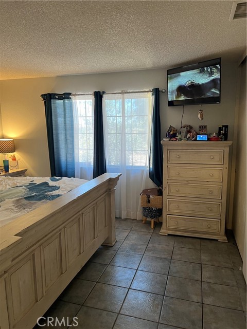 Detail Gallery Image 24 of 32 For 111 W Perry St, Perris,  CA 92571 - 4 Beds | 2 Baths