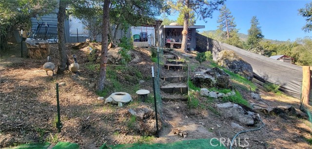 48833 Rock Point Road, Oakhurst CA: https://media.crmls.org/medias/4de0a382-b52b-468c-9cba-713f79212dfe.jpg