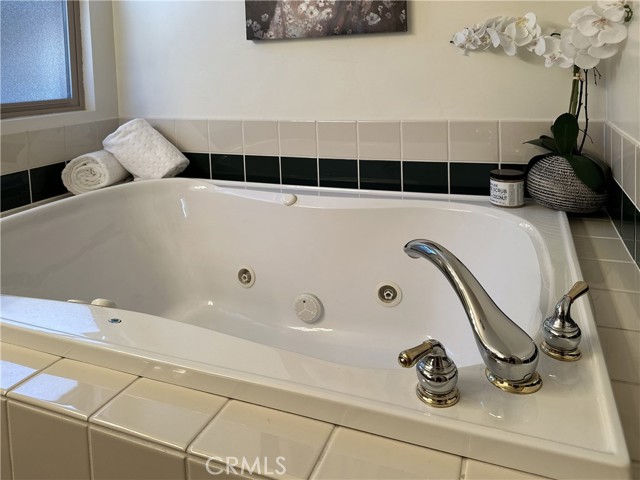 379 Fawntrail Place, Big Bear Lake CA: https://media.crmls.org/medias/4de0dc77-a3be-427e-9a42-badf7c17a043.jpg