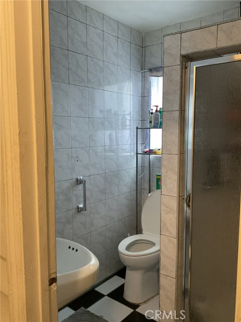 4465 Lovett Street, Commerce CA: https://media.crmls.org/medias/4de18e22-e5e3-4bae-9003-8a974f63fe6b.jpg
