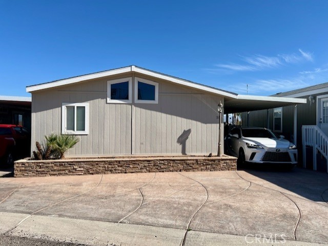 Front Image Thumbnail for CROC26021573