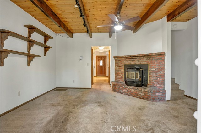 Detail Gallery Image 12 of 24 For 33079 Ridge Rd, Arrowbear,  CA 92382 - 2 Beds | 1/1 Baths